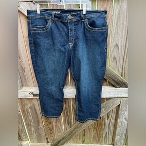 👗Jordache skinny crop denim